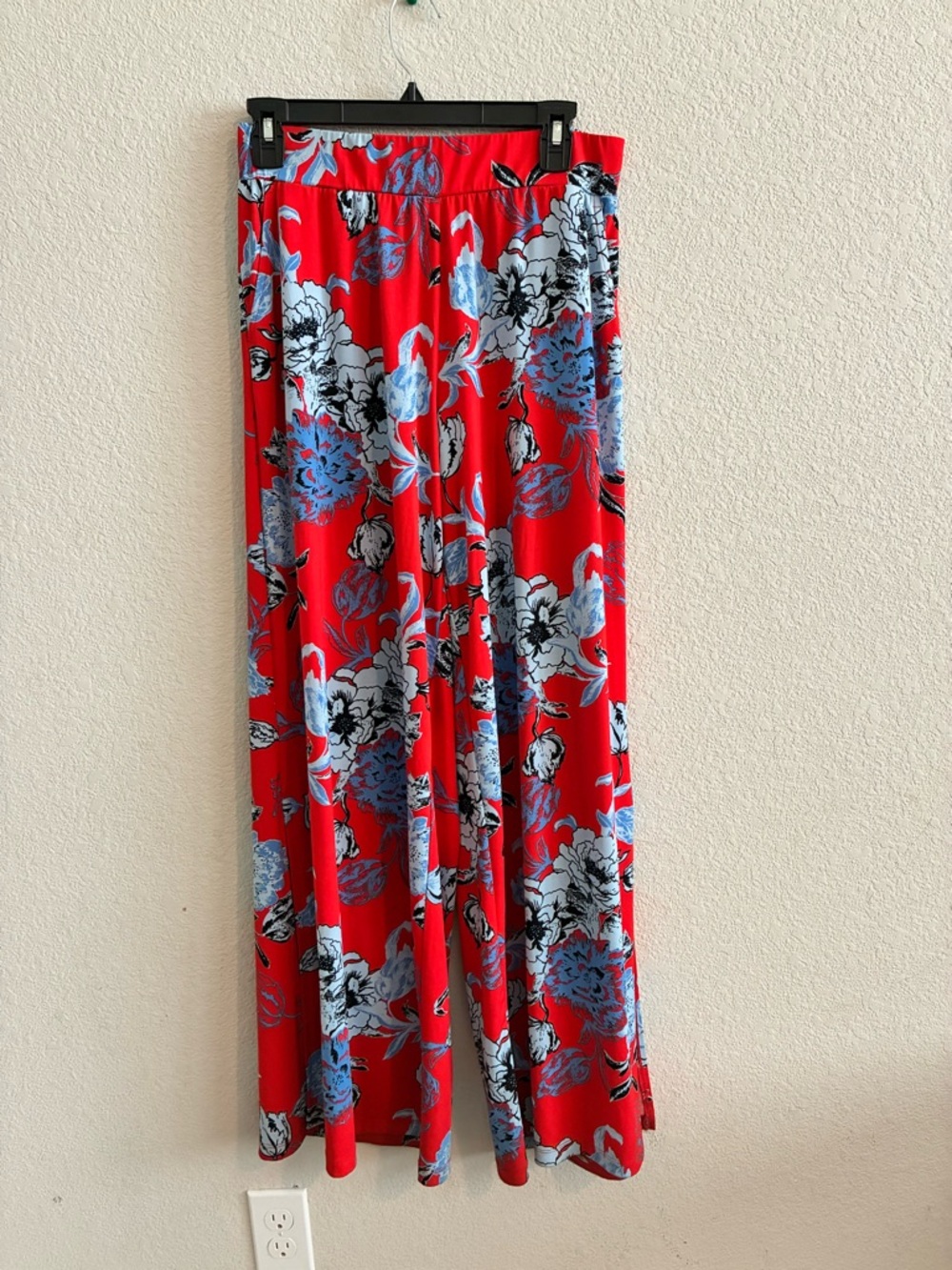 G.I.L.I. Red pants (palazzo) with Blue Floral Print  (fits medium size waist)